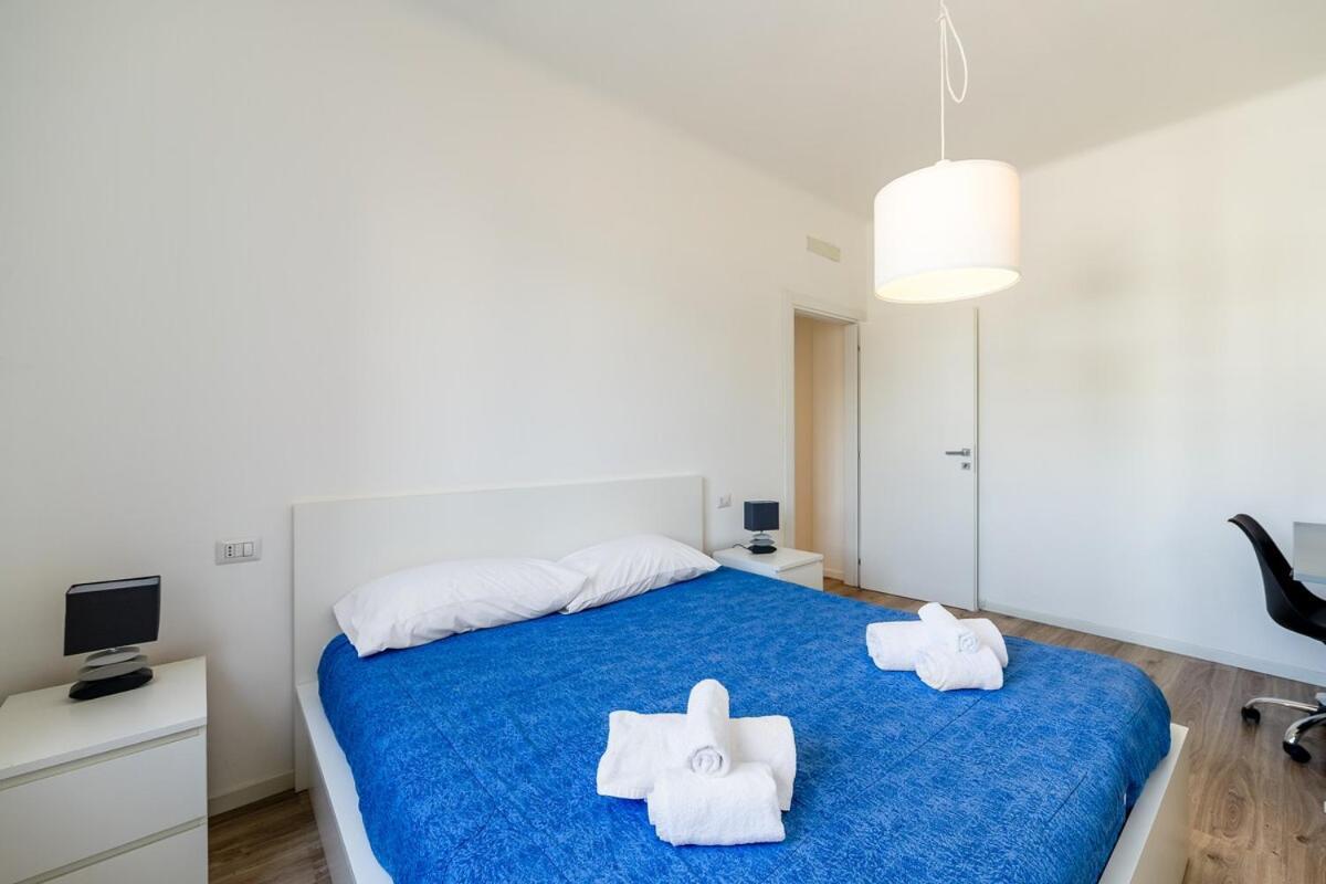 Spacious And Bright In Porta Vittoria Apartment Mailand