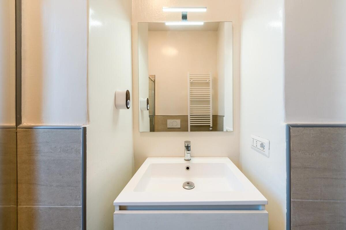 Spacious And Bright In Porta Vittoria Mailand