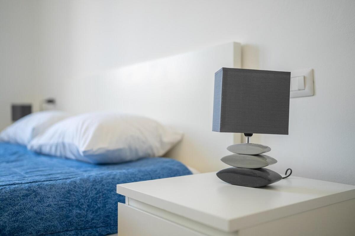 Spacious And Bright In Porta Vittoria *